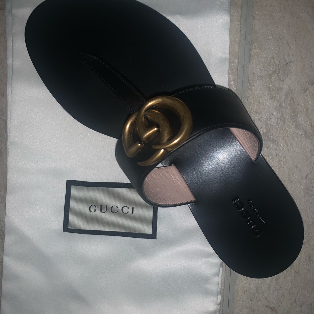 Gucci slippers